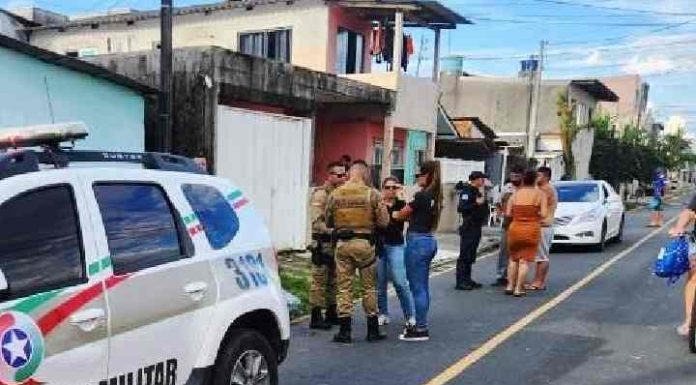 Briga entre vizinhos termina em morte a facadas
