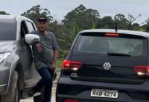 Dono da Kuhra Terraplanagem foi flagrado com Duda minutos antes da confusão por faixa cobrando dívida com a prefeitura