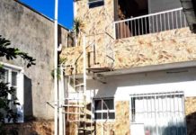 Bombeiros retiram corpo em avançado estado de decomposição de residência