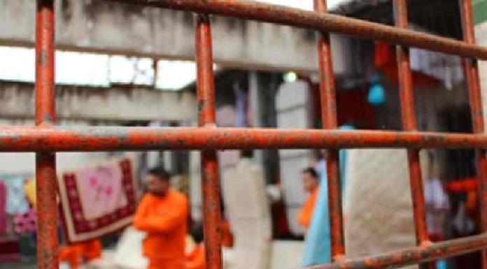 Ex-PM de SC é condenado por levar drogas e celulares para penitenciária