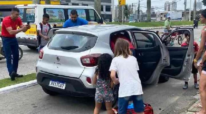 Bombeiros fazem parto com bebê fora da posição a caminho do hospital em Itajai