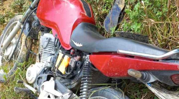 Jovem de19 anos morre ao colidir moto contra ônibus Luiz Alves