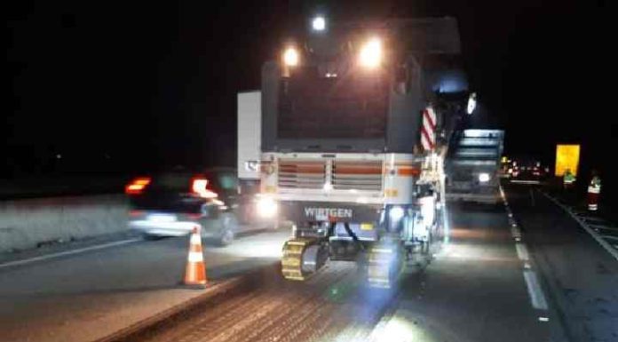 Obras na BR-101 causam bloqueio parcial entre Penha e Navegantes