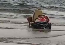 Barco naufraga em Bombinhas; vítima teria ficado à deriva
