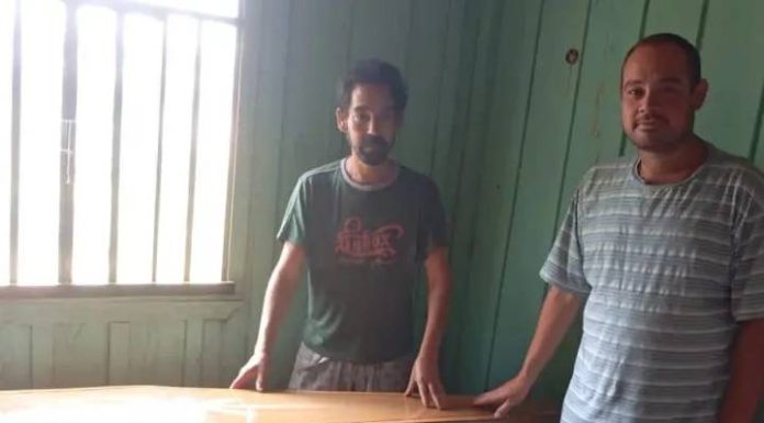 Morador celebra compra do próprio caixão e manda entregar em casa: “era meu sonho”