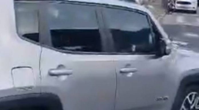 Homem é morto a tiros em frente à creche em Indaial; mãe e criança ficaram feridas