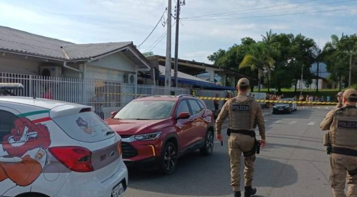 URGENTE Suspeitos de assassinar homem em frente a creche de Indaial são presos em SP
