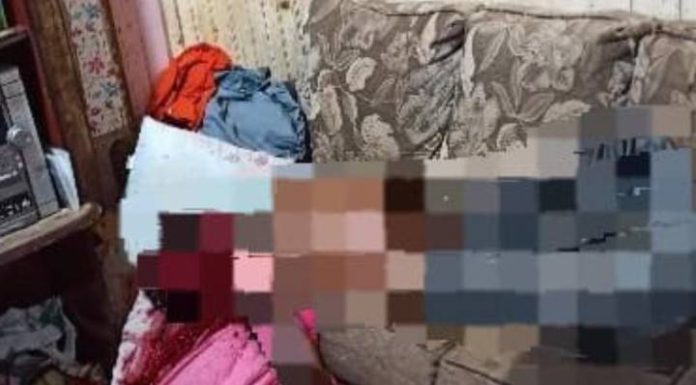 Homem é encontrado morto no sofá de casa com sinais de violência