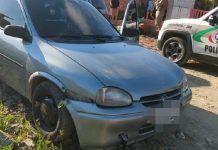 Corsa furtado é recuperado no Beco da Querosene em Piçarras