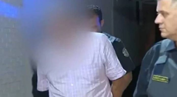 Homem é detido por filmar e divulgar imagens da neta tomando banho