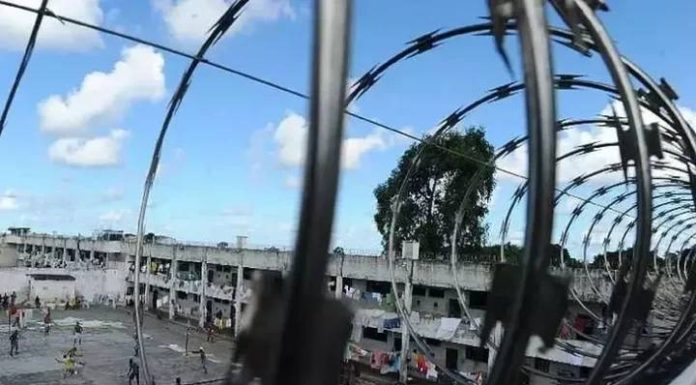 ACABOU A REGALIA: Congresso aprova fim temporária de presos em feriados
