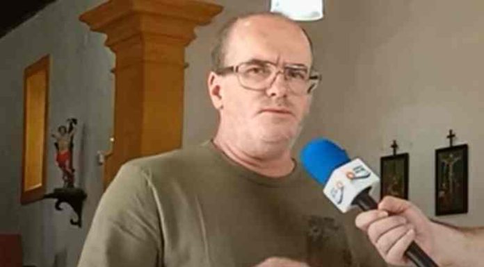 Padre de Armação não aceita velório de ex-zeladora e revolta familiares
