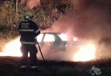 Carro é incendiado em Navegantes após discussão entre motoqueiro e motorista