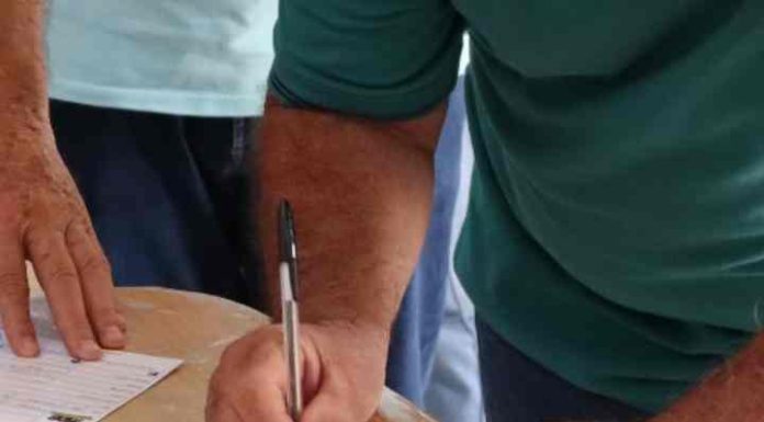 Prazo para troca de partido termina nesta sexta-feira (5)