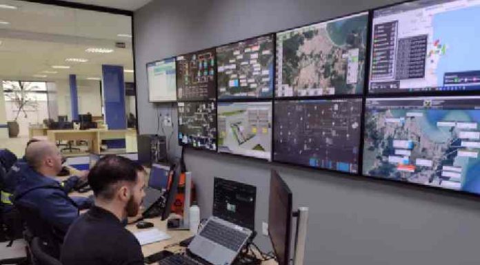 Centro de Operações Integrada monitora o abastecimento de água 24 horas, sete dias por semana