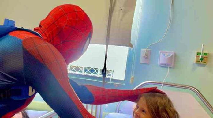 Homem Aranha BC é pré-candidato a vereador em Balneário Camboriú
