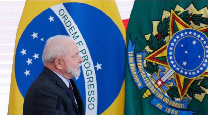 Lula venceria Tarcísio, mas casal Bolsonaro mantém força para 2026