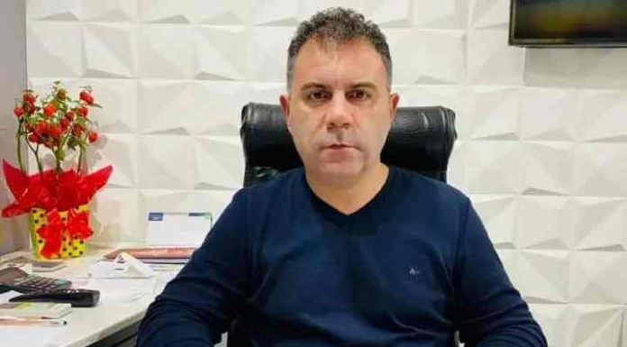Justiça aceita denúncia e prefeito de Barra Velha segue preso pela Operação Travessia