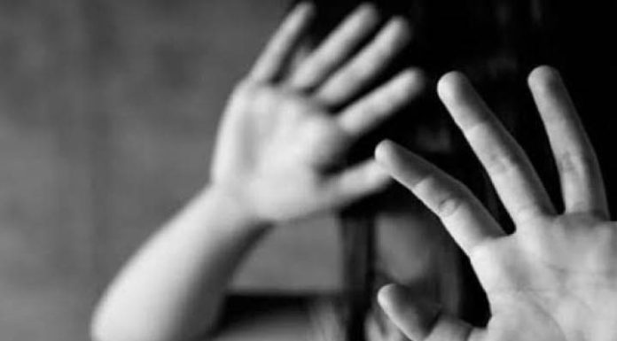 Mãe acorda com estuprador no quarto da filha de 11 anos, em Bombinhas