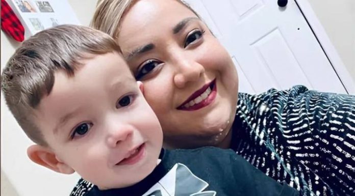 ‘Adeus pai’: mãe filma filho se despedindo do pai antes de matá-lo