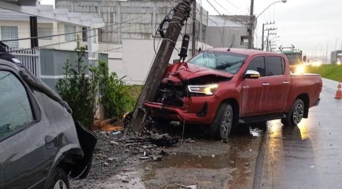 Acidente deixa bairro Tabuleiro em Barra Velha sem luz
