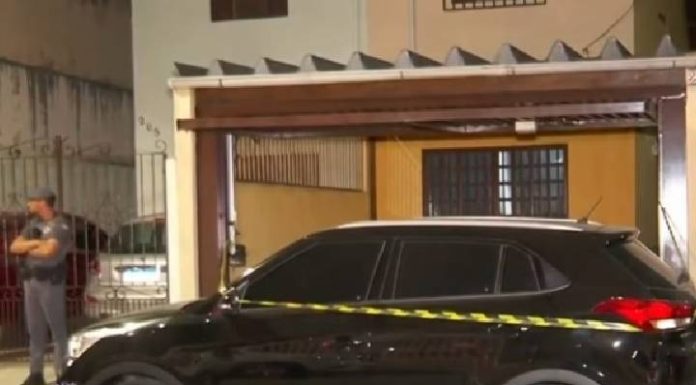 Adolescente de 16 anos mata a tiros e facadas pai, mãe e irmã