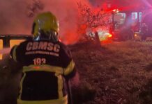 Proprietário atea fogo no próprio veículo no Gravatá, em Penha