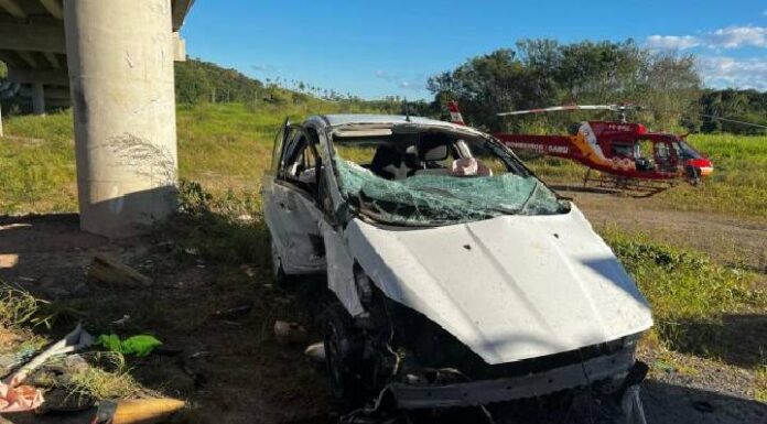 Grave acidente de trânsito mobiliza bombeiros, Samu e Arcanjo-03 na BR-470, em Ilhota