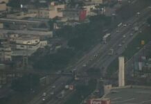URGENTE: Acidente mata motorista de Fiat Uno e deixa trânsito lento na BR-101