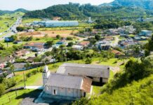 Investimento em saneamento básico no bairro Gravatá trará benefícios para o futuro das crianças