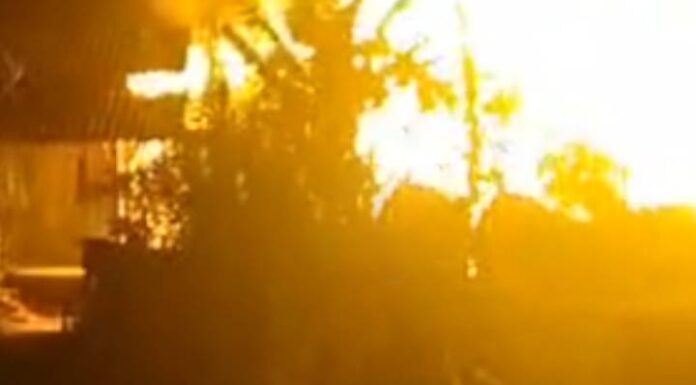 Família que teve a casa destruída após incêndio precisa de ajuda