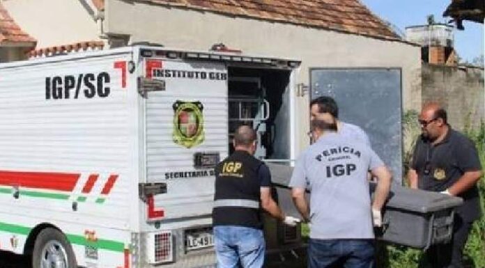Homem é morto a tiros na frente da mãe no Norte de SC