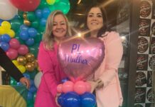 Pré-candidata do PL de Penha, Nara Anacleto, participa de palestra com a deputada Júlia Zanatta