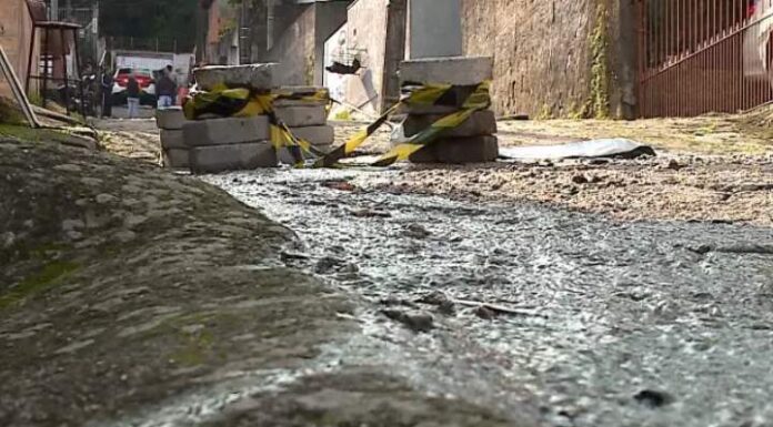 OBRA MAL FEITA Vazamento no reservatório da Casan volta a assustar moradores da Capital