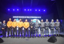 Voluntários de Penha recebem medalha da ONU por serviços prestados