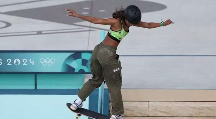 Rayssa Leal faz história outra vez e conquista o bronze no skate street das Olimpíadas de Paris