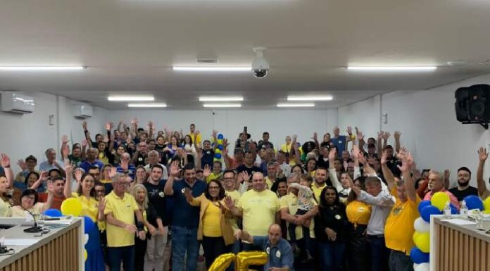Terezinha (PSDB) e Fábio (PSD) são anunciados pré-candidatos a prefeita e vice-prefeito