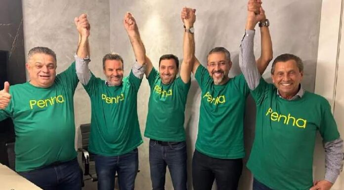 Gilberto, do Progressistas, abre mão da candidatura para apoiar o ex-prefeito Evandro