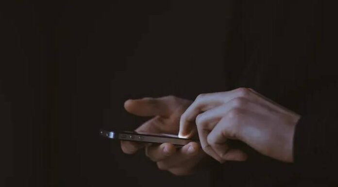 Porn Revenge: homem é preso por divulgar cenas de nudez da ex-companheira em SC