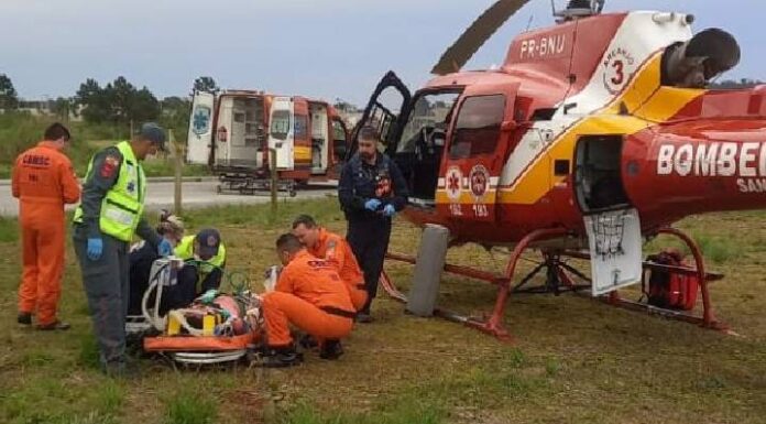 Trabalhador cai de cinco metros de altura em Barra Velha