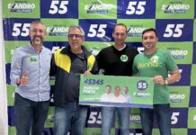 Candidato a prefeito de Penha, Evandro inaugura comitê eleitoral em clima de festa