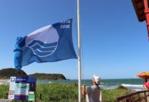 Três praias de Penha serão certificadas pelo programa Bandeira Azul