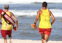 Guarda-vidas de Piçarras evitam afogamento de criança de 7 anos com síndrome de Down