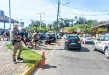 PM de Penha realiza operação na Praia do Trapiche