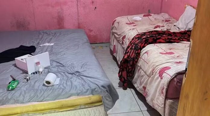 Pai e filho são presos suspeitos de manter 3 jovens em cárcere privado em prostíbulo
