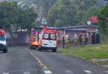 Atirador mata pai, irmão e PM e deixa 9 feridos