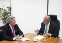 Geraldo Alckmin recebe Leonel Pavan para tratar de recursos para Camboriú