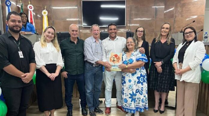 Balneário Piçarras entrega 37 títulos de propriedade do Programa Lar Legal