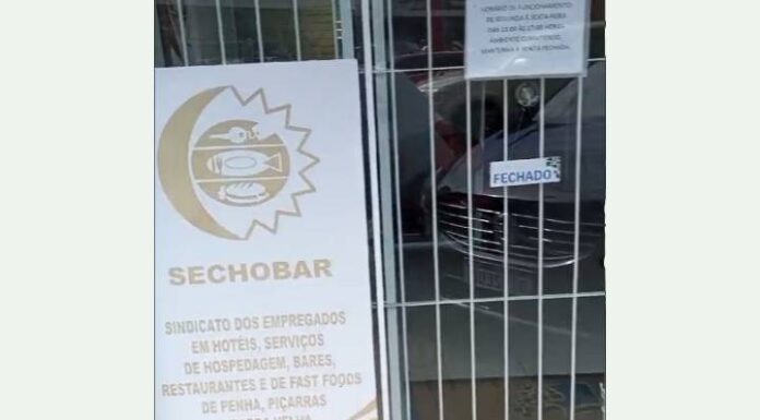 VIDEO Trabalhadores de Penha reclamam que sede do sindicato está fechada desde quinta-feira passada