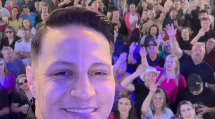 Cantor sofre grave acidente em rodovia do Rio Grande do Sul